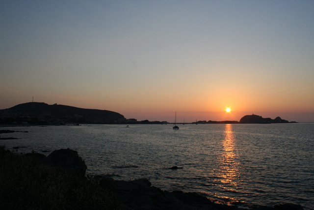 IMG_2177.JPG - COUCHER DE SOLEIL SUR L ILE ROUSSE 