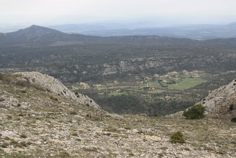 IMG_8914.JPG - DE  LA CRETE , A DROITE ( Vue sur la plaine des Claps au Nord de Garagai)